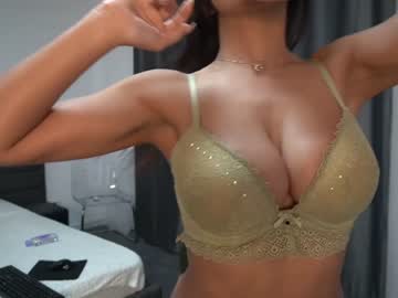 latina cam girl erikabee image #2744325