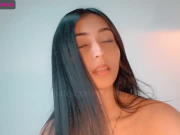latina cam girl gummy_bear7 image #921749