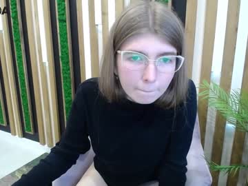 latina cam girl annie_lil image #11170