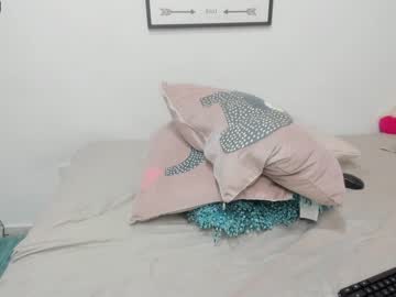 latina cam girl abigail_w image #868994