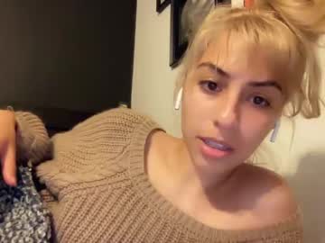 latina cam girl avamonroexo image #3254247