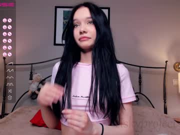 latina cam girl riskyproject image #2980599