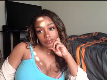 latina cam girl napudi1 image #4369885