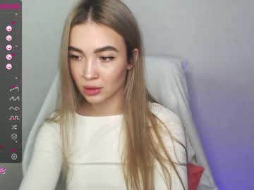 latina cam girl yourvirusqueen_ image #1478901
