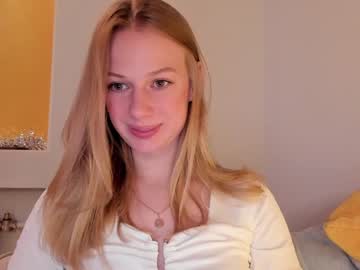 latina cam girl magic_couple13 image #4065176