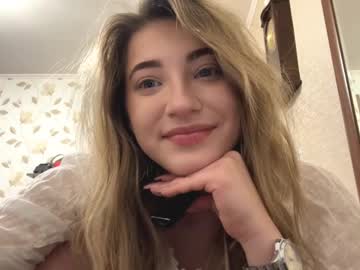 latina cam girl dawnbluett image #4712070