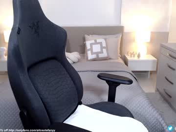 latina cam girl smileyouarehere image #2579199