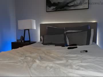 latina cam couple ari_lovexo image #1095532