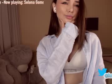 latina cam girl hollyextra image #1022623
