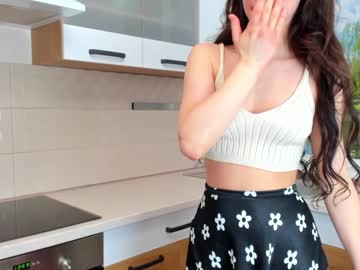 latina cam girl elaanna image #2682353
