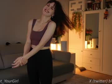 latina cam girl _blackbee_ image #3910278