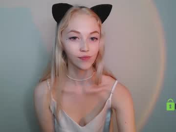 latina cam girl modest_elizabeth image #2442135