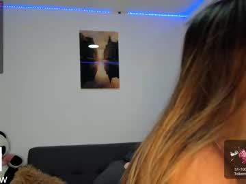 latina cam girl abigail_w image #2446037