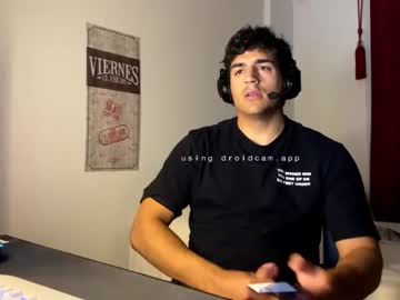 achura03 latina cam