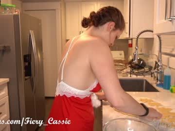 latina cam girl fiery_redhead image #3928099