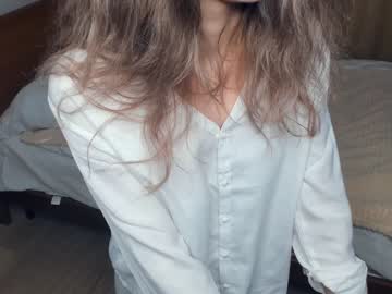 latina cam girl lorahartill image #4180217