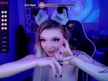 latina cam girl _b_a_n_s_h_e_e_ image #3271595