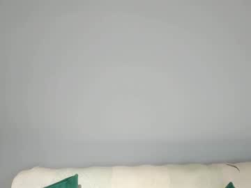 latina cam girl aria_diaz image #2657110
