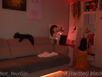 latina cam girl _blackbee_ image #4218124