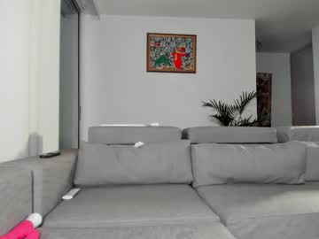latina cam girl halliee image #3731411
