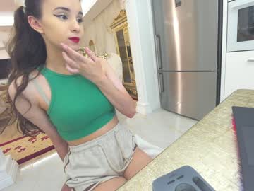 latina cam girl ehotlovea image #2153090