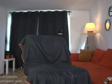 latina cam girl queen_leylla image #546930
