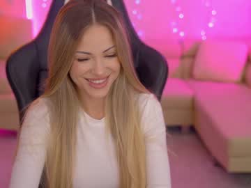 latina cam couple kira0541 image #3588081