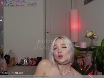 latina cam girl petitebrat image #4027213