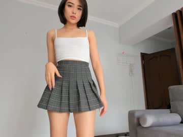 latina cam girl aina_kun image #2411012
