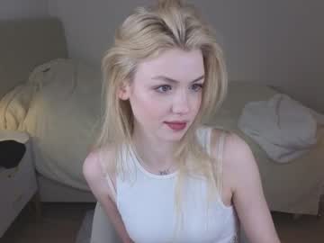 latina cam girl elizabethmad image #4277018