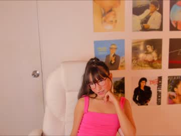 latina cam girl little_effy18 image #3453502