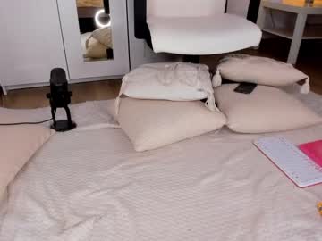 latina cam girl roxy_blue_eyed_ image #4622799