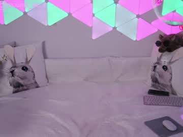 latina cam girl taanni_bc image #2700205
