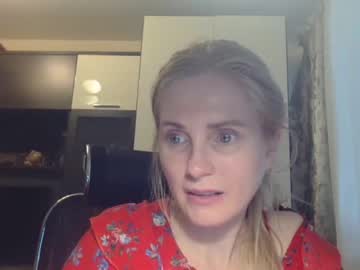 latina cam girl amandared33 image #4632779