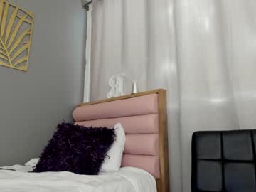 latina cam girl roberta_lipa image #1935534