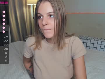latina cam girl erline_may image #4410169