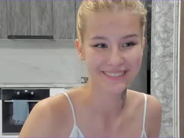 latina cam girl juliaberrin image #1487693