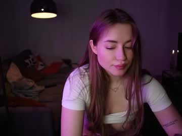 latina cam girl strawberryjamx image #2100093