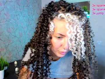 latina cam girl elliy_coy image #1729708