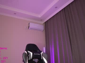 latina cam girl lindamei image #596991