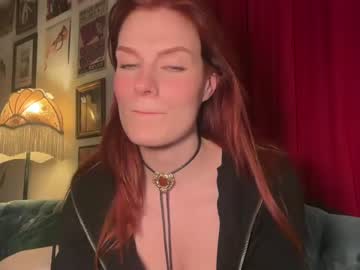 latina cam girl bigredcarrott image #3866614