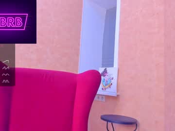 latina cam girl cristal_moli image #2426335