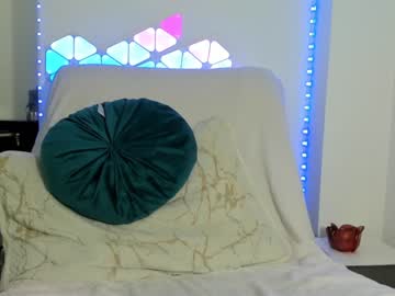 latina cam girl hotfallingdevil image #2421566