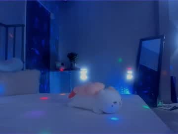 latina cam girl juliabeng1 image #3419209