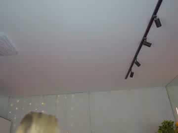 latina cam couple kira0541 image #2888541