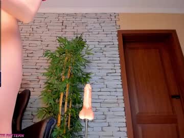 latina cam girl eugenetomas image #1506620