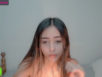 latina cam girl gummy_bear7 image #213187