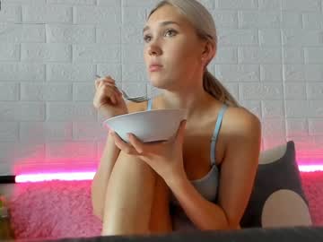 latina cam girl mariatull image #2987556