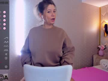 latina cam girl stifler_mommy image #2669207
