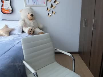 latina cam girl isabelhills image #935930